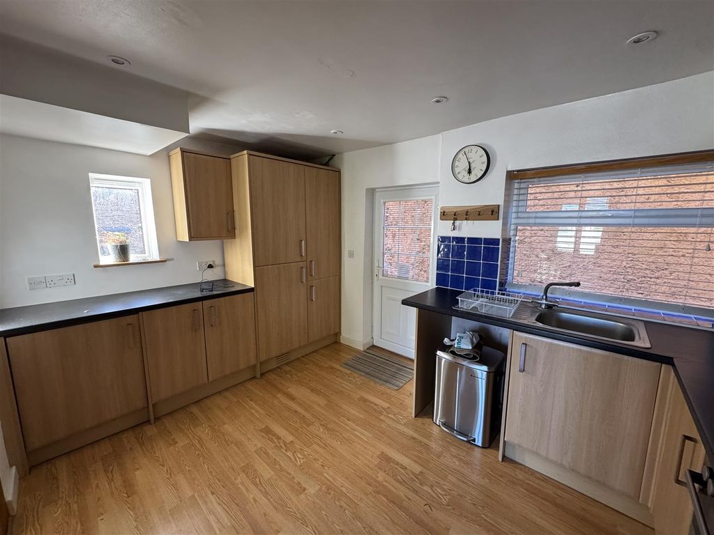 Property photo 3 of 13 Img_1952.Jpg