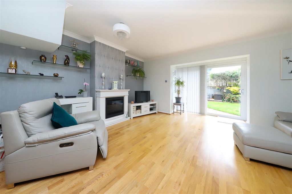 Property photo 2 of 15 Living Room