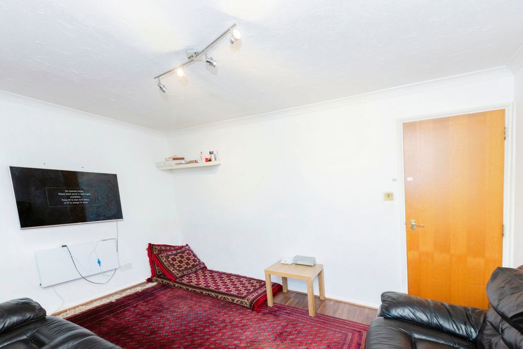 Property photo 3 of 14 Photography