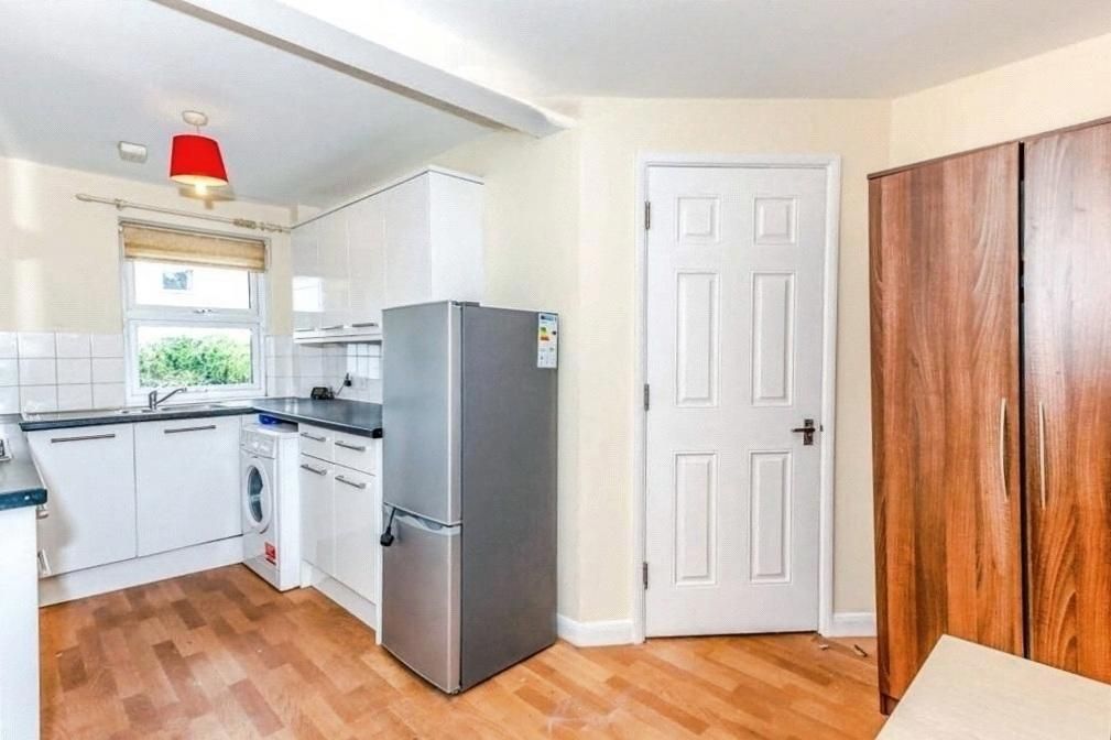 Property photo 3 of 9 Kitchen/Diner