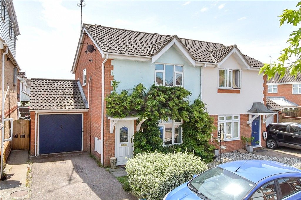 Property photo 1 of 10 External (Web)