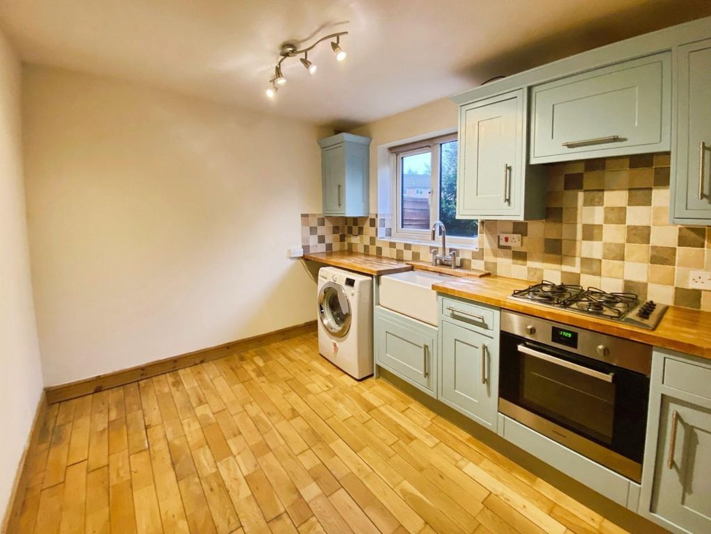 Property photo 3 of 14 431661B7-Image00008.Jpeg