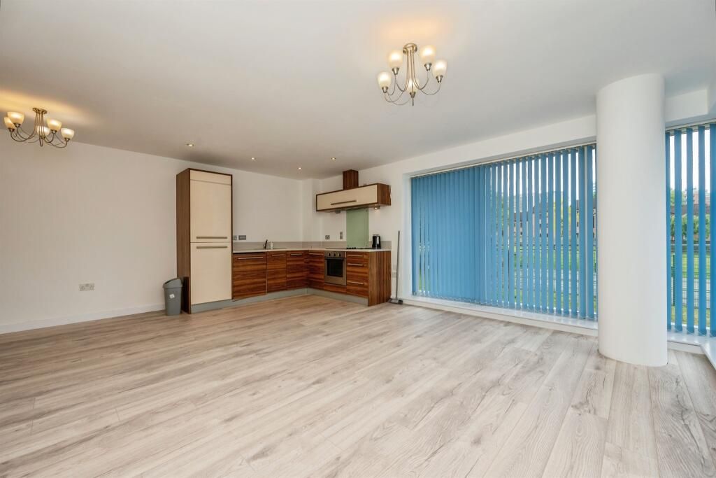 Property photo 3 of 9