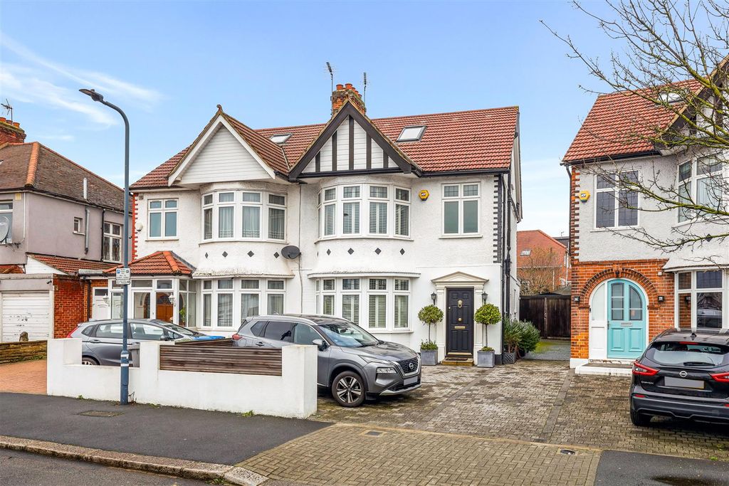 Property photo 3 of 26 19378551 (1).Jpg