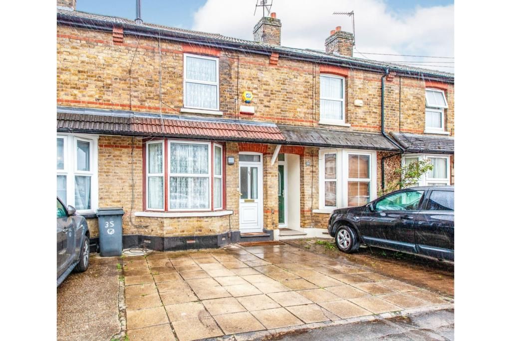Property photo 1 of 8 Three Bed Room House For Rent