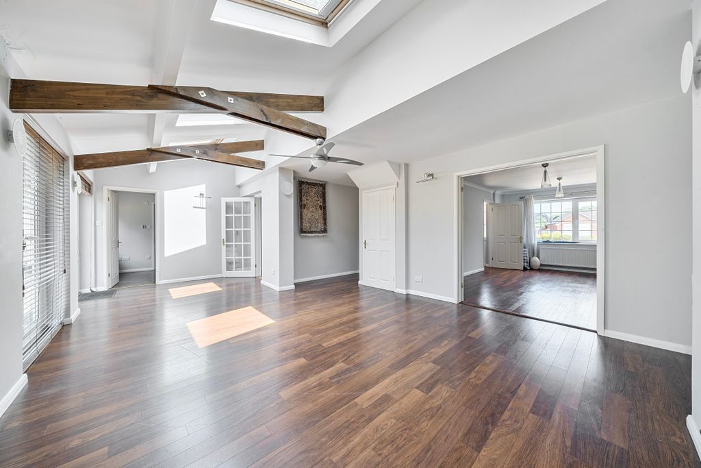 Property photo 2 of 14 13241325686d0B15Caa99