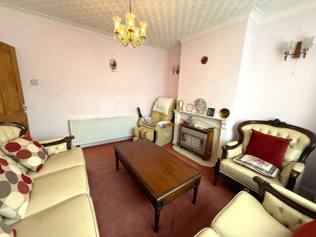 Property photo 3 of 22 Gallery