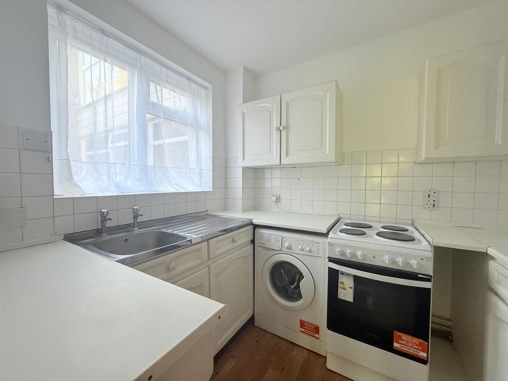 Property photo 2 of 14 Thumbnail_Img_7113.Jpg