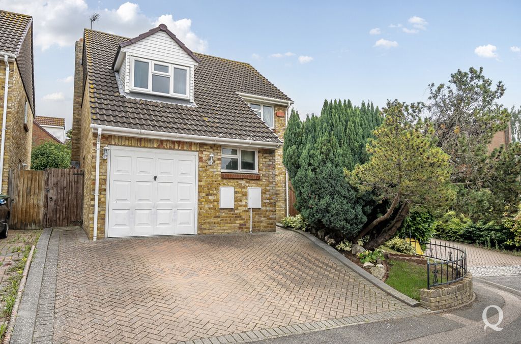 Property photo 1 of 20 1B6Fa0d3-6220-4Ef...