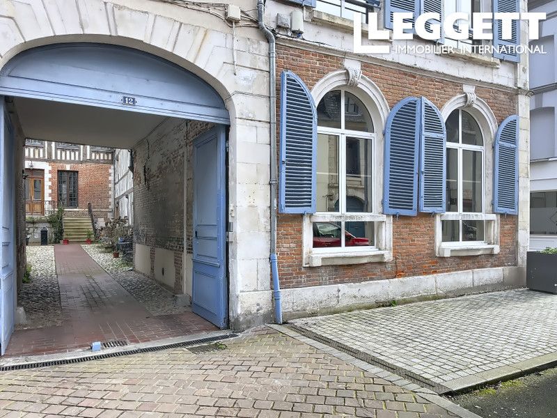 Property photo 3 of 10