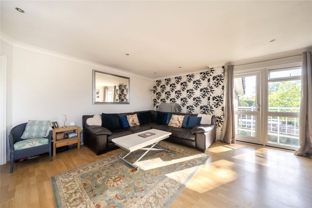 Property photo 2 of 15 Picture No. 14