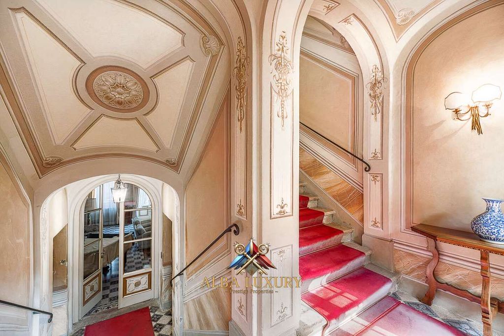 Property photo 3 of 36