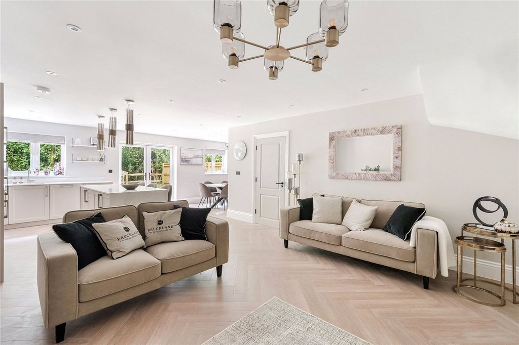 Property photo 2 of 12 Living