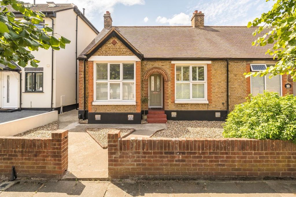Property photo 1 of 9