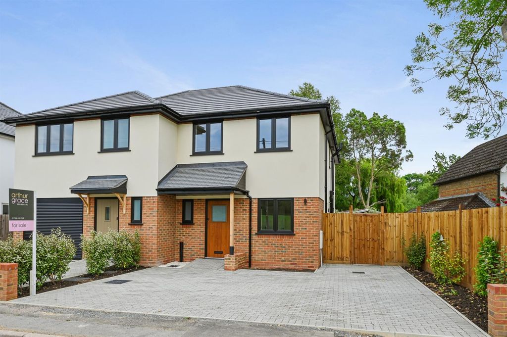 Property photo 1 of 12 External.Jpg