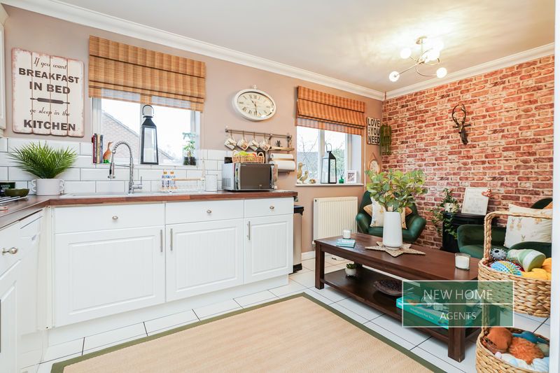 Property photo 2 of 21 Photo 14