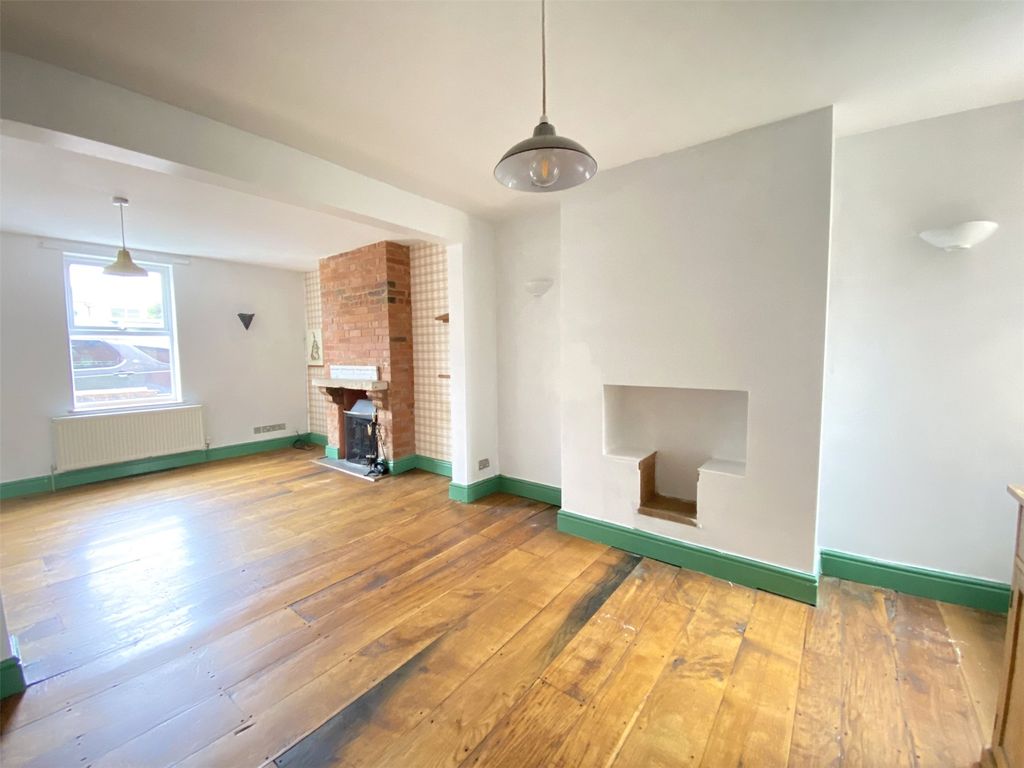 Property photo 3 of 14 Sitting/Dining Room