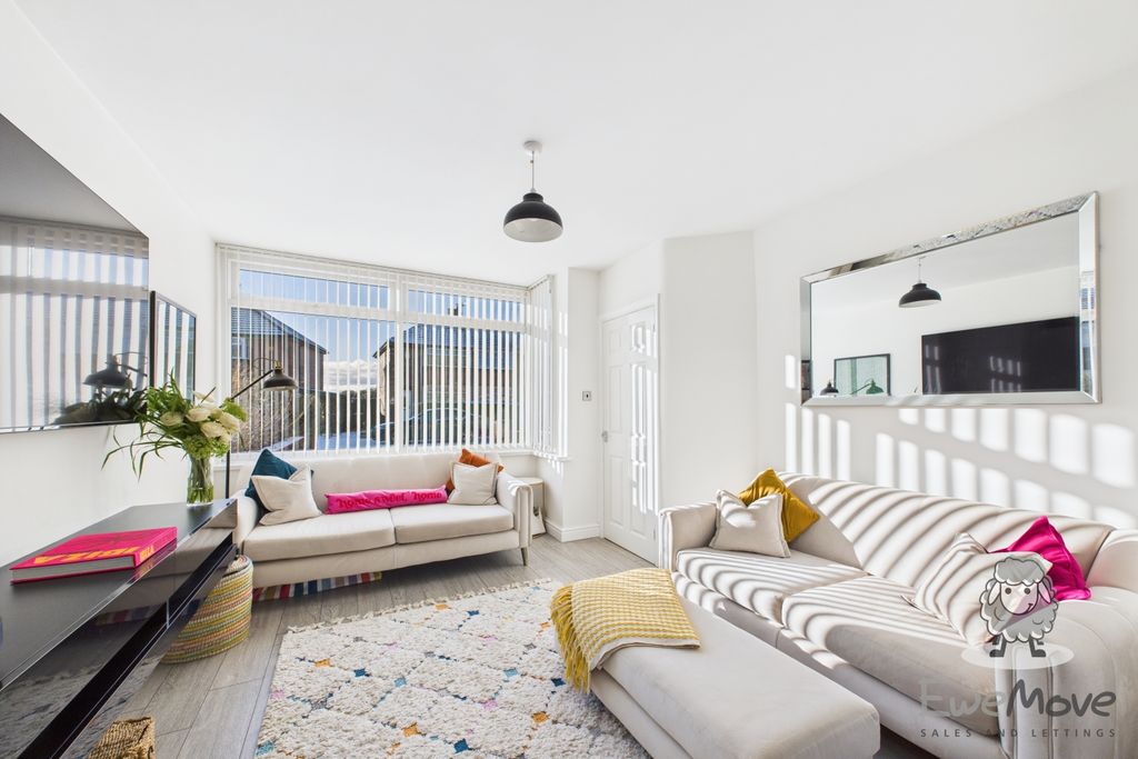 Property photo 2 of 14 Copy Of 13