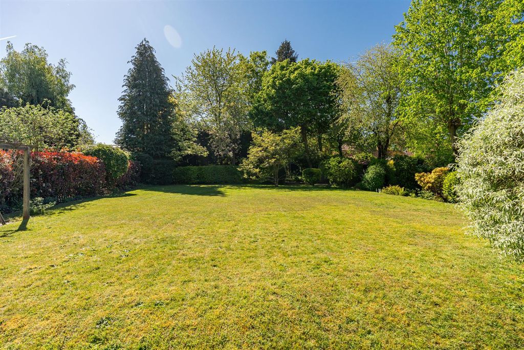 Additional image 56 of 5 bed detached house for saleBullocks Lane, Hertford SG13