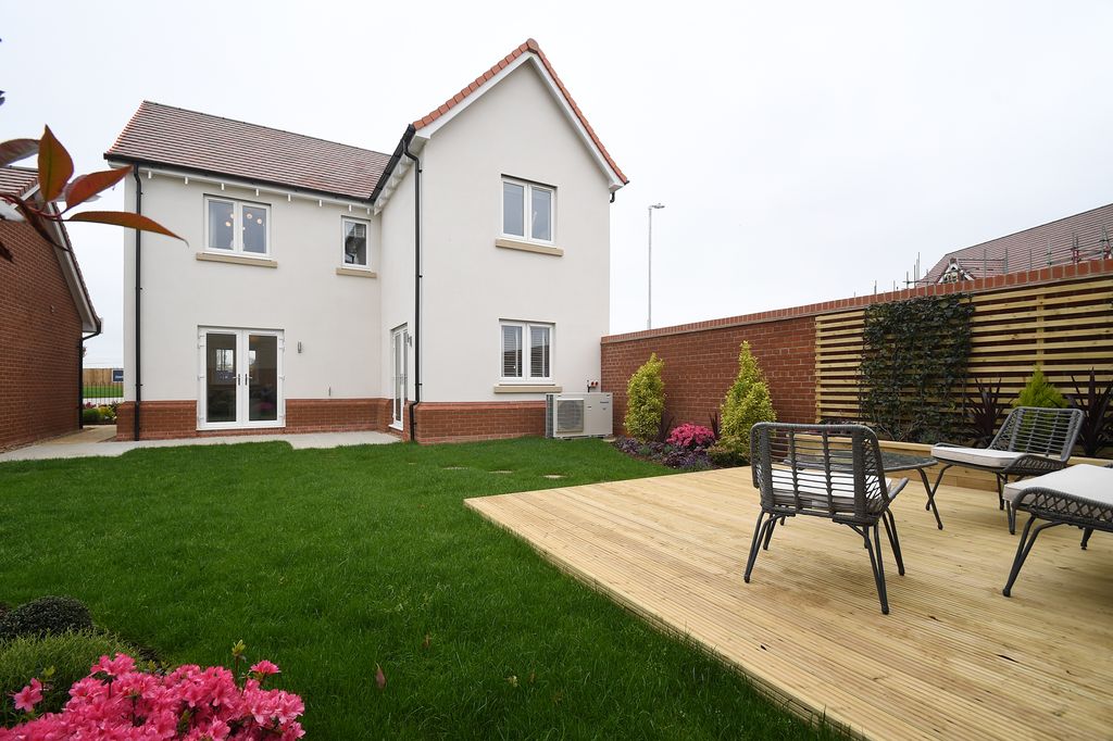 Property photo 2 of 11 Showhome Photography