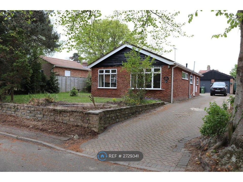 Property photo 2 of 10 Front