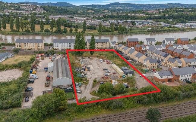 Property photo 1 of 1