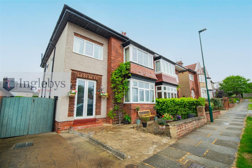 Property photo 1 of 23