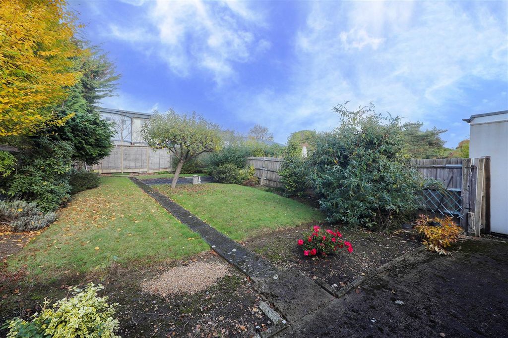 Property photo 3 of 15