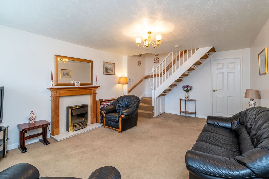 Property photo 3 of 17 Property Image 3