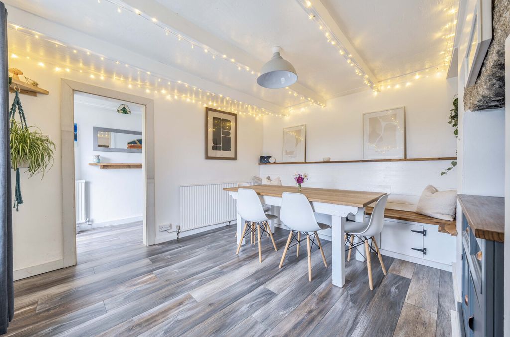 Property photo 3 of 22 1336436-8-6899F37...