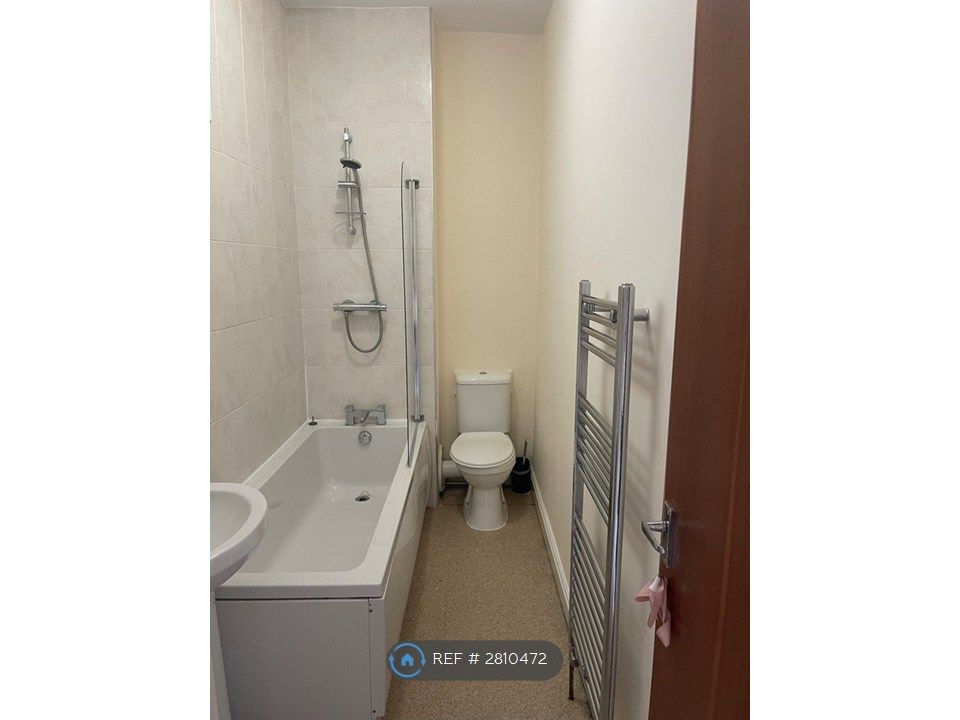 Property photo 2 of 6