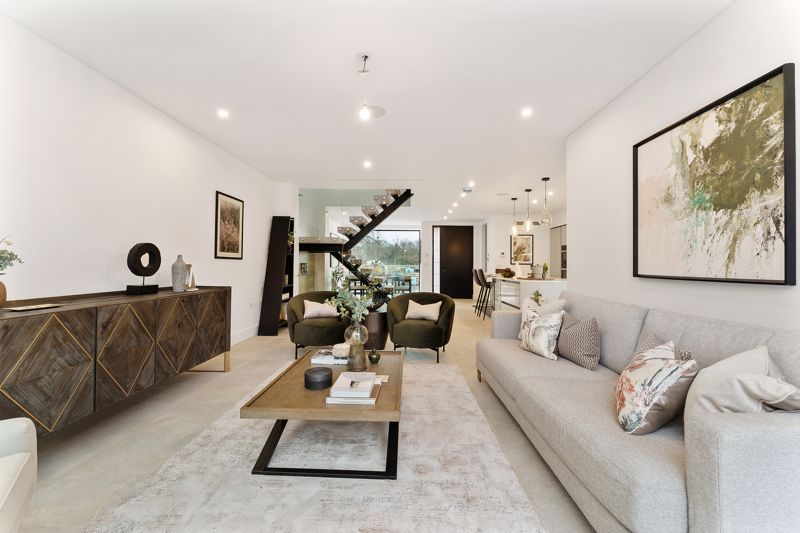 Property photo 3 of 19 Photo 4