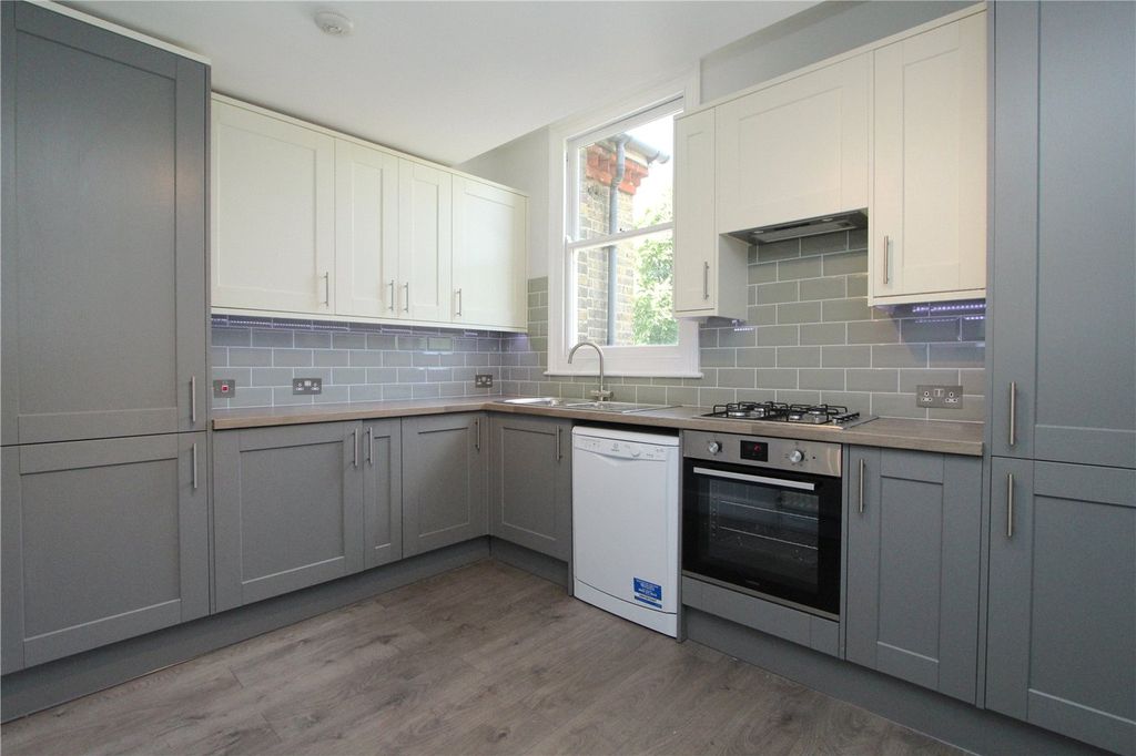 Property photo 2 of 6 Picture No. 01