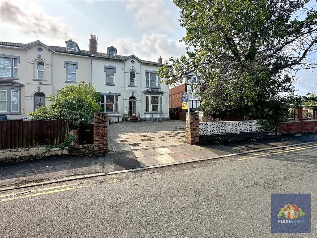 Property photo 1 of 62 4389420