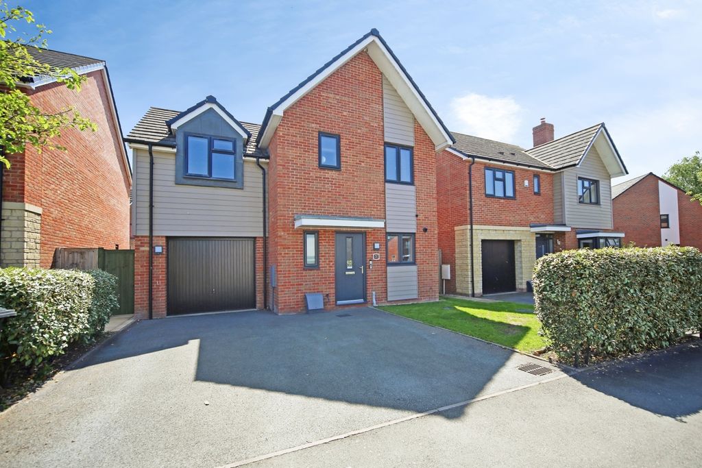 Property photo 1 of 17 Pbox-Img.Jpg
