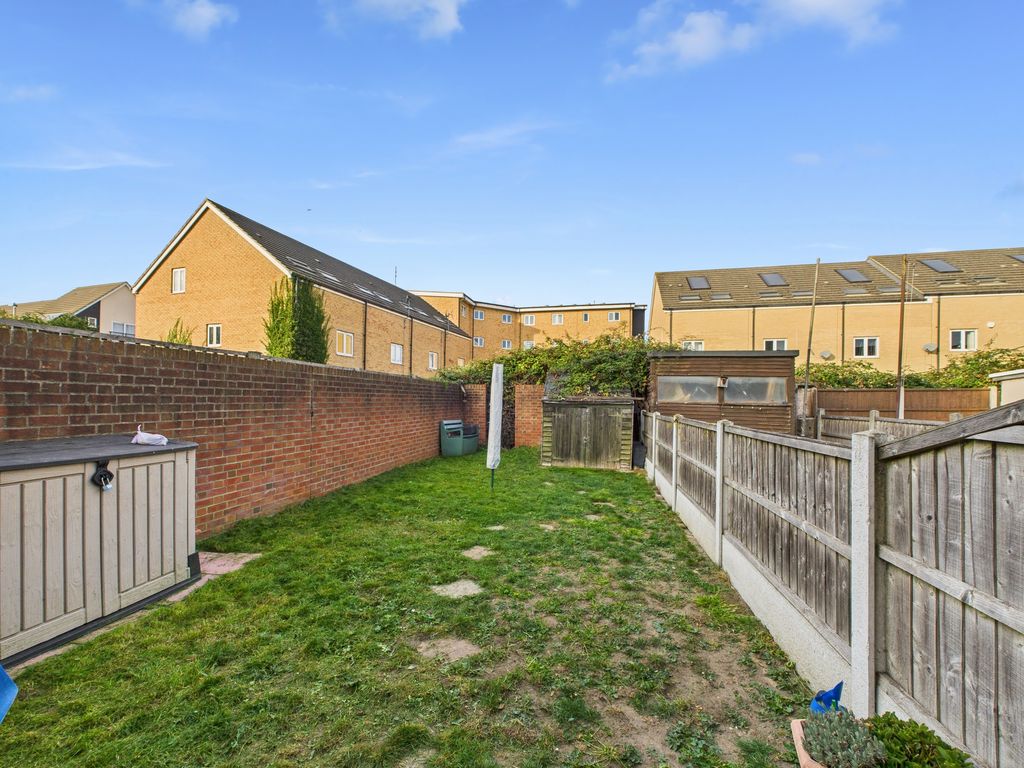 Property photo 2 of 8 Cam04058G0-Pr0040-Still008.Jpg