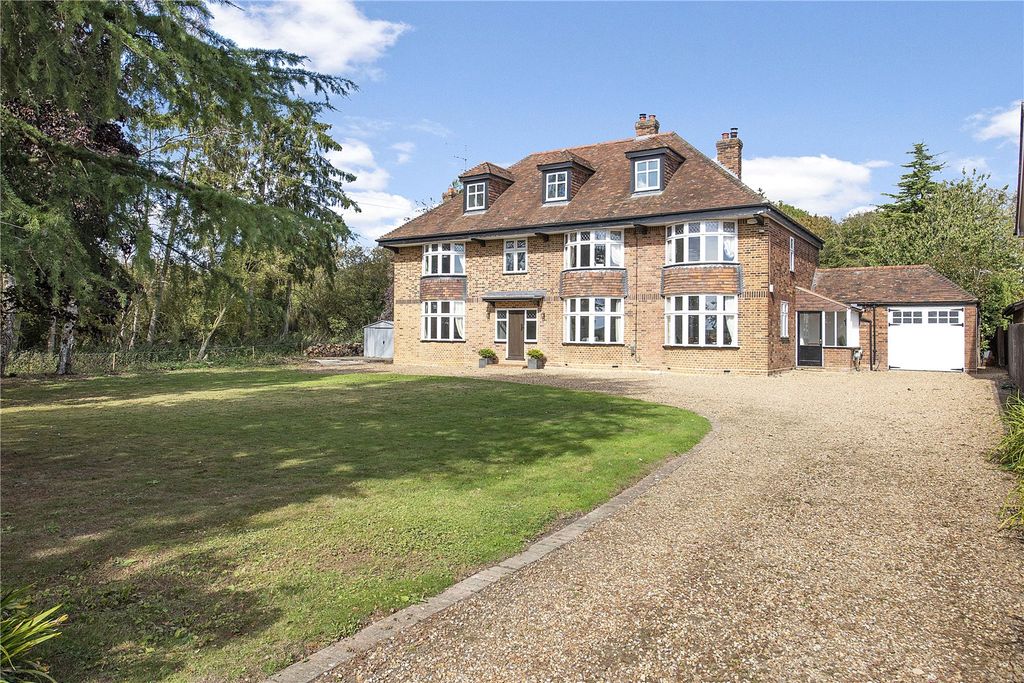 Property photo 1 of 33 Picture No. 05