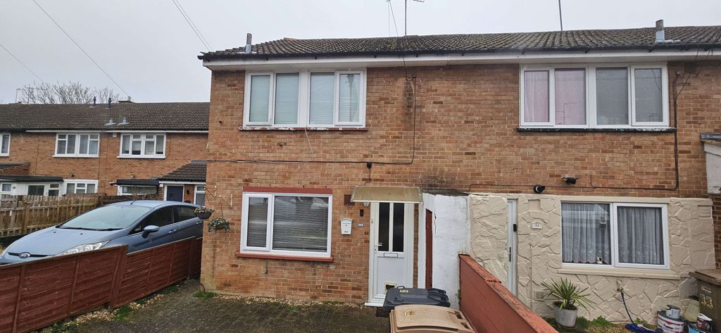 Property photo 1 of 17 2 Bedroom End Of Terrace For Sale