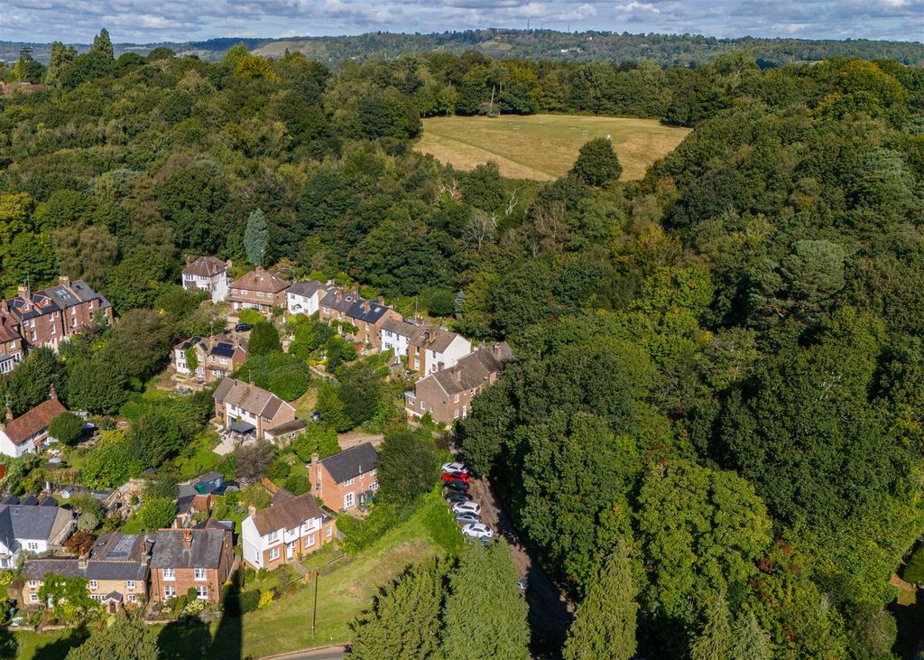 Property photo 3 of 22