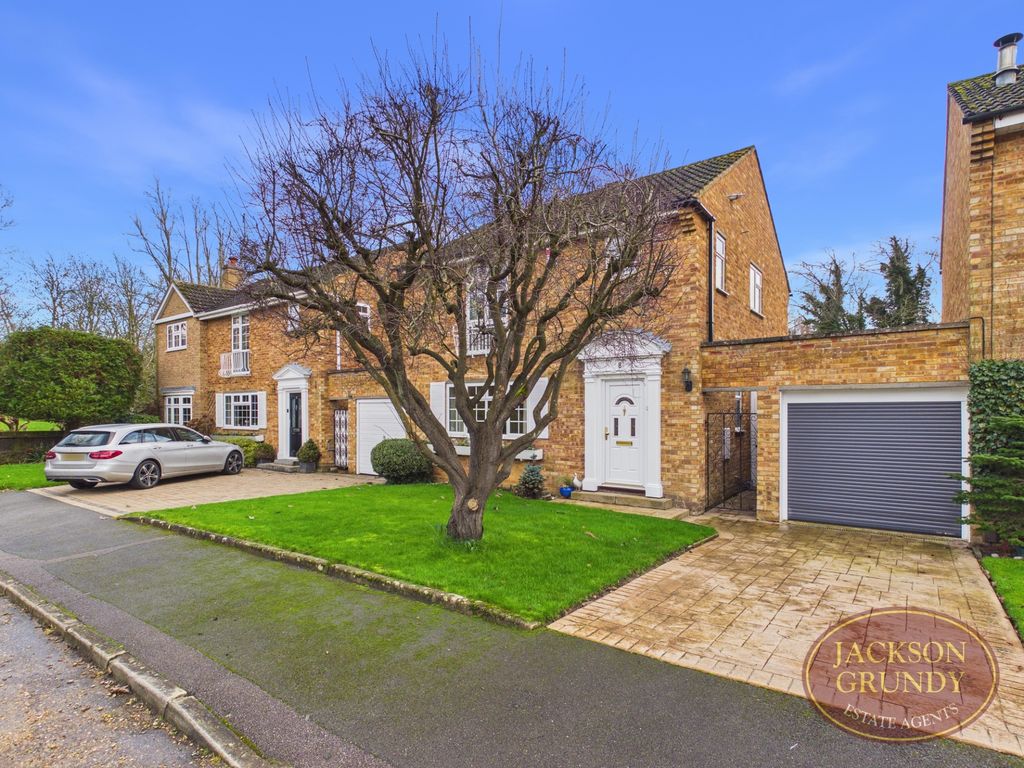 Property photo 1 of 20 Willow Rise