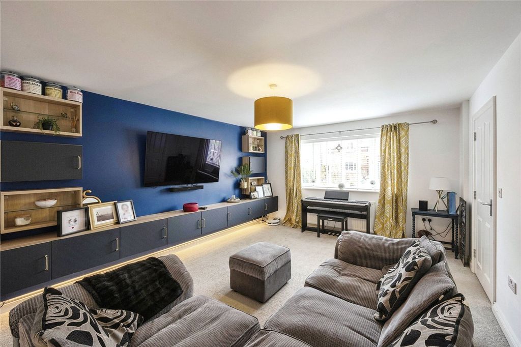 Property photo 3 of 14 Picture No. 22