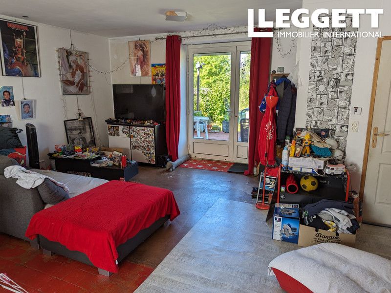 Property photo 2 of 10