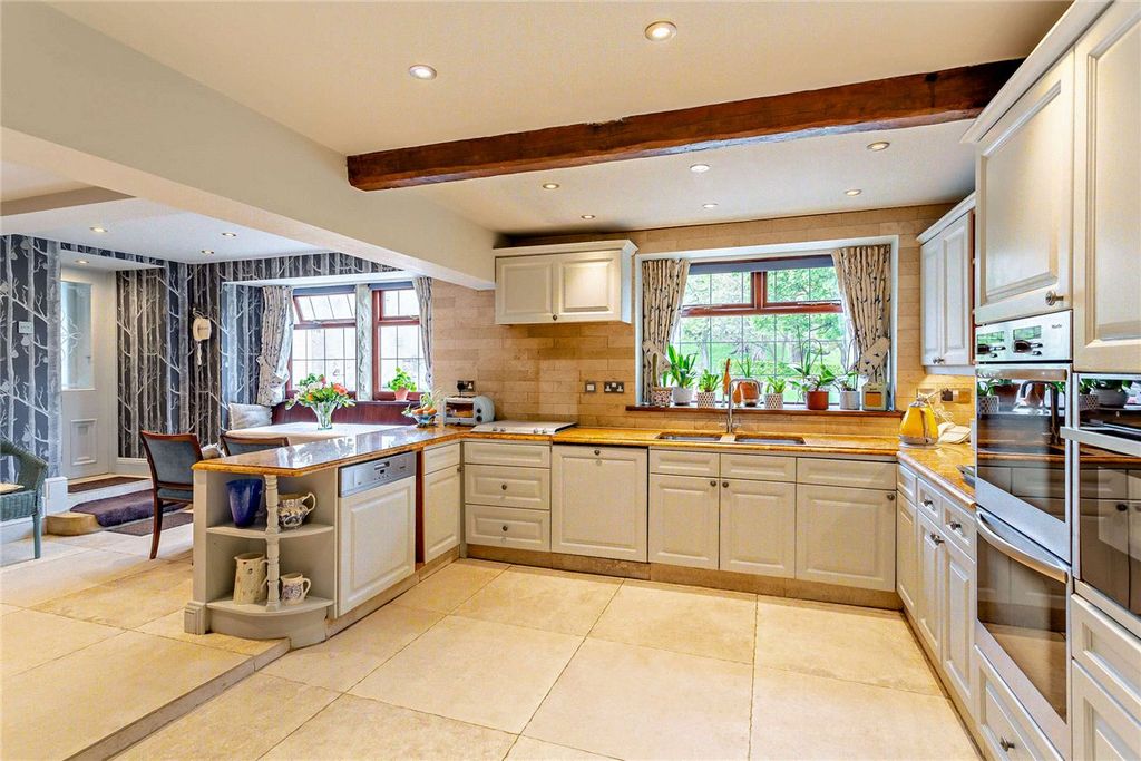 Additional image 5 of 5 bed detached house for saleCarlton Lane, Guiseley, West Yorkshire LS20