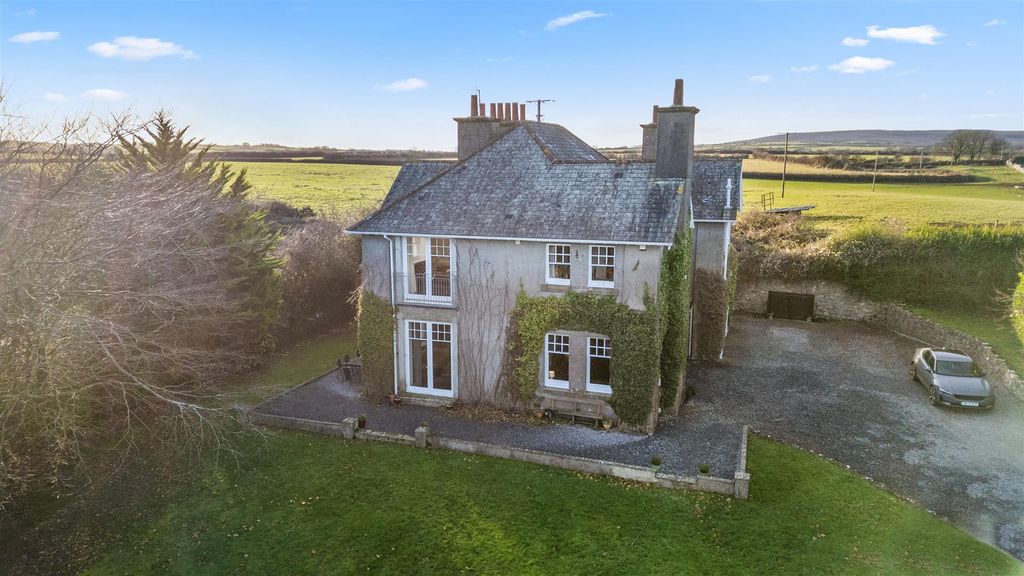 Property photo 1 of 59 External