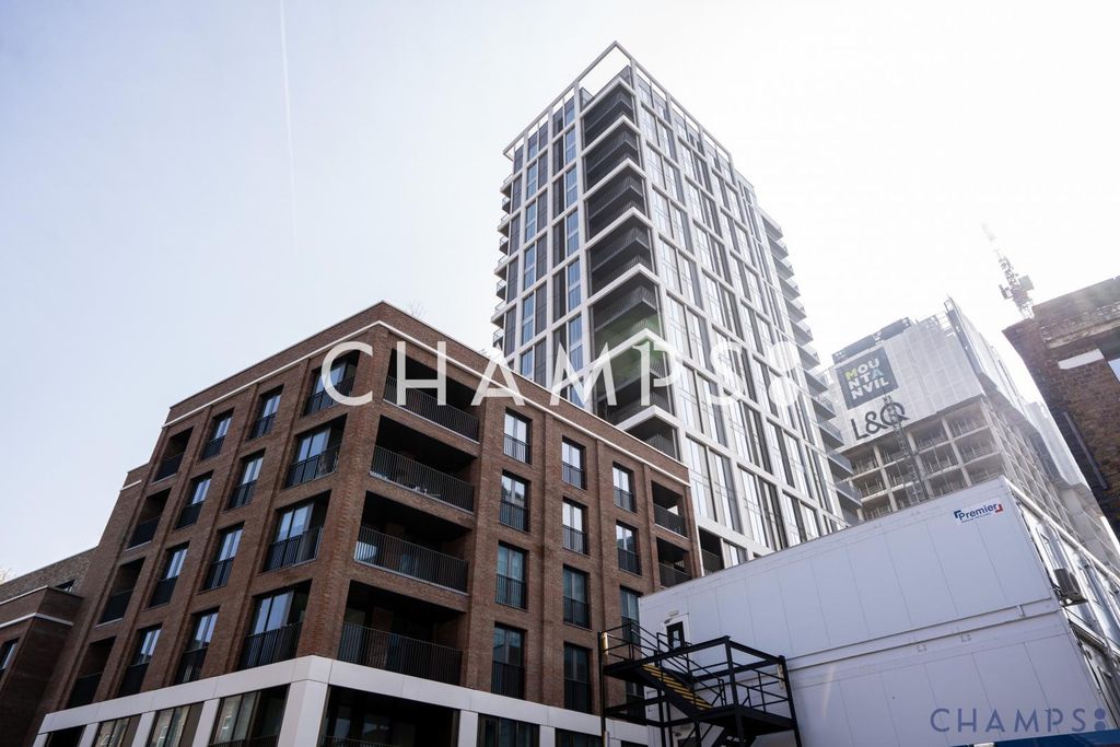 Property photo 1 of 11 2 Bedroom Apartment To Let