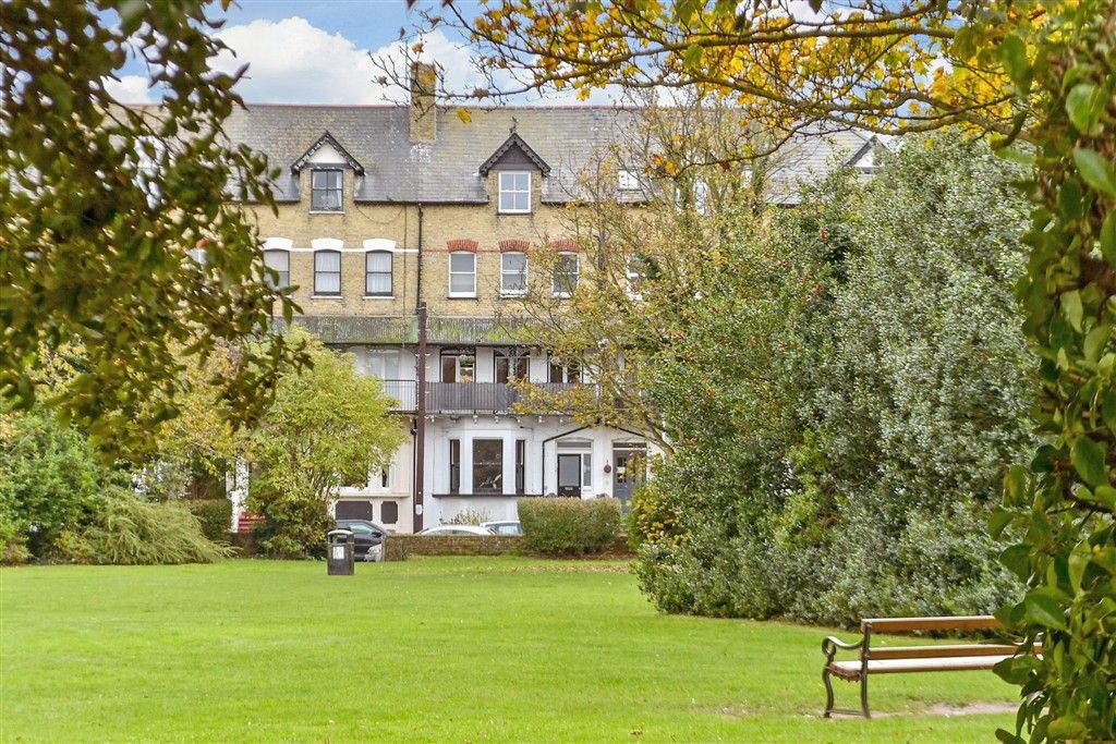 Property photo 1 of 11 External Lifestyle Photograph