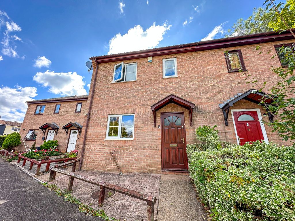 Property photo 1 of 17 5112751