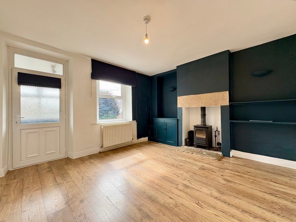 Property photo 2 of 12 Sitting Room 1