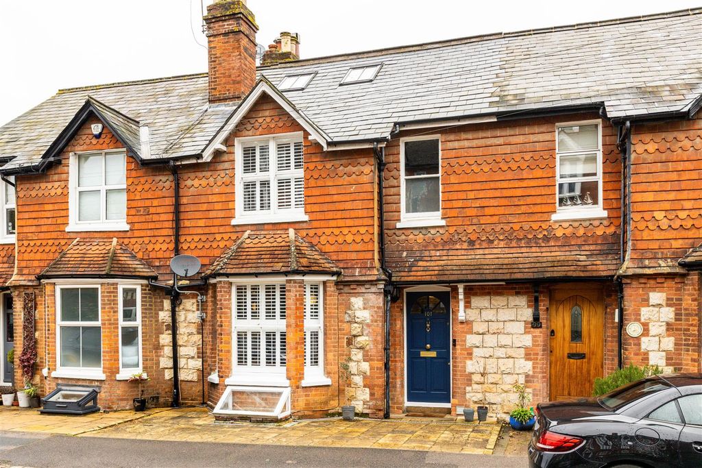 Property photo 1 of 24