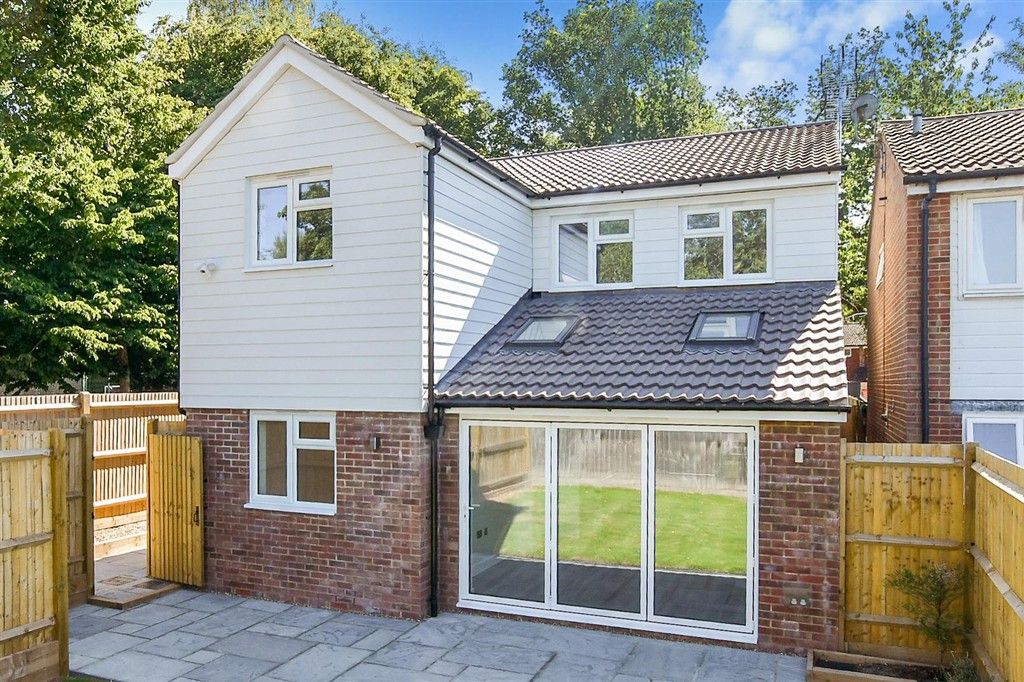 Property photo 3 of 12 External (Web)